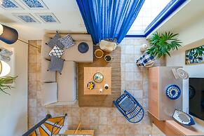 Beach House Kalamaki Steps Away From the Beach