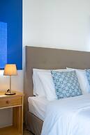 Beach House Kalamaki Steps Away From the Beach