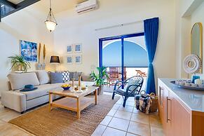 Beach House Kalamaki Steps Away From the Beach