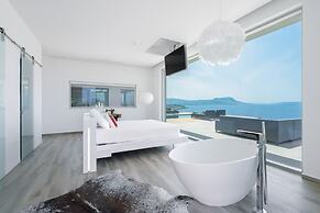 Ici - you are Here - Breathtaking View