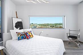 Ici - you are Here - Breathtaking View