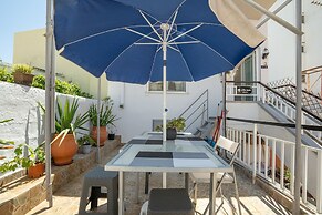 Elie s House Next to the Beach