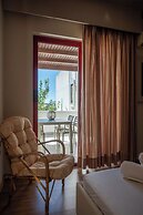 Triantafillas Suites