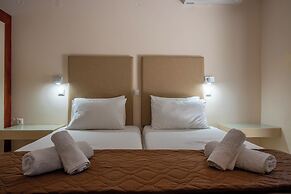 Triantafillas Suites