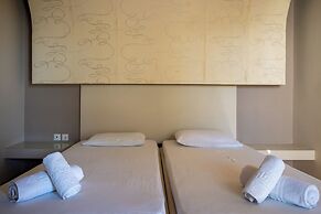 Triantafillas Suites