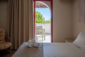 Triantafillas Suites