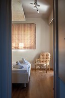 Triantafillas Suites