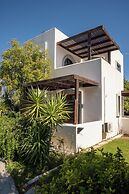 Triantafillas Suites