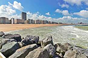Apartment on the Dike in Ostend Center