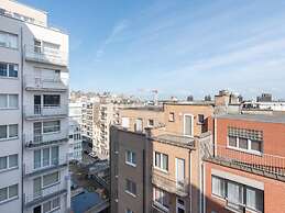 Apartment on the Dike in Ostend Center