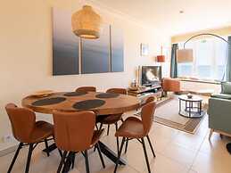 Apartment on the Dike in Ostend Center