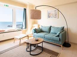 Apartment on the Dike in Ostend Center
