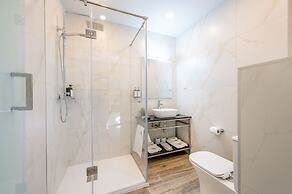 C4 Retreats by Georges Boutique Living