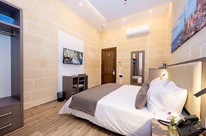 C4 Retreats by Georges Boutique Living