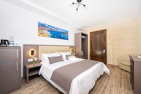 C4 Retreats by Georges Boutique Living