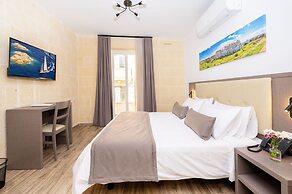 C4 Retreats by Georges Boutique Living