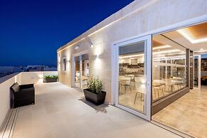 C4 Retreats by Georges Boutique Living