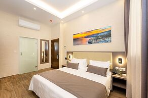 C4 Retreats by Georges Boutique Living