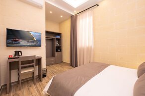 C4 Retreats by Georges Boutique Living