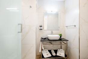 C4 Retreats by Georges Boutique Living