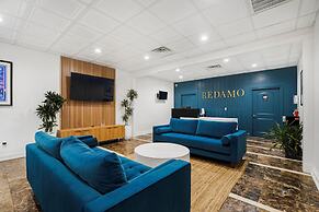 Redamo Suites