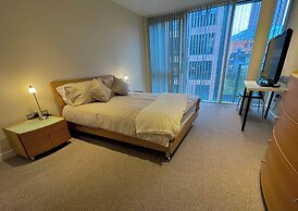 Birmingham City Apartment With 3 Bedrooms
