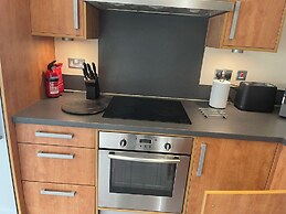 Birmingham City Apartment With 3 Bedrooms