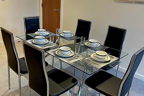 Birmingham City Apartment With 3 Bedrooms