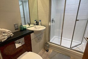 Birmingham City Apartment With 3 Bedrooms