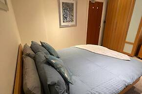 Birmingham City Apartment With 3 Bedrooms