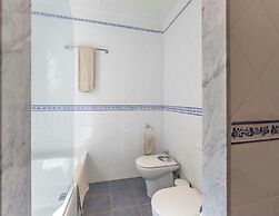 Lavish Villa With Saltwater Pool