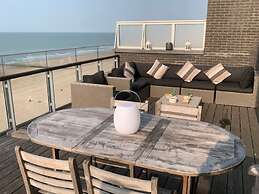 Apartment With Terrace in Blankenberge