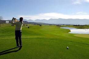 Charming Apartment With Views In Las Margas Golf N001
