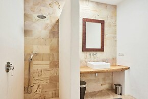 Countryside Villa With Pool