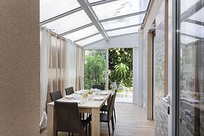 Modern Apartment With Patio in Rapallo