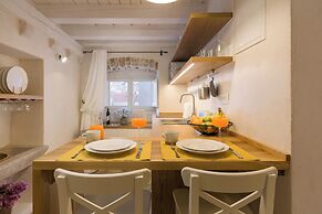 Luxury Apartment Lina - II