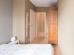 Tasteful Apartment Near the Beach