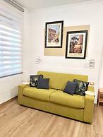 Happy Days! Cozy Roma Retreat Private Apartment in Heart of the City