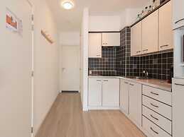 Apartment With Side sea View