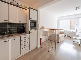 Apartment With Side sea View