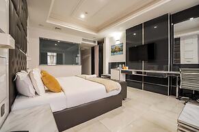 George Residence TLC