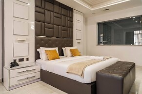 George Residence TLC