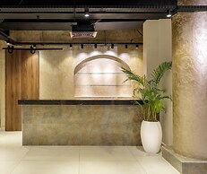 George Residence TLC