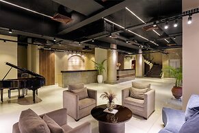 George Residence TLC
