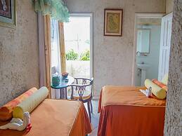 Sea Cruise Barbados - 5 B R Villa w Staff