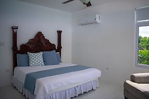 The W Villa 5 B R Oceanfront w Staff