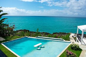 The W Villa 5 B R Oceanfront w Staff