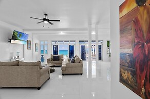 The W Villa 5 B R Oceanfront w Staff