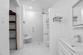 The W Villa 5 B R Oceanfront w Staff