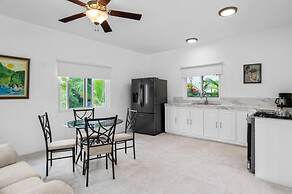 The W Villa 5 B R Oceanfront w Staff